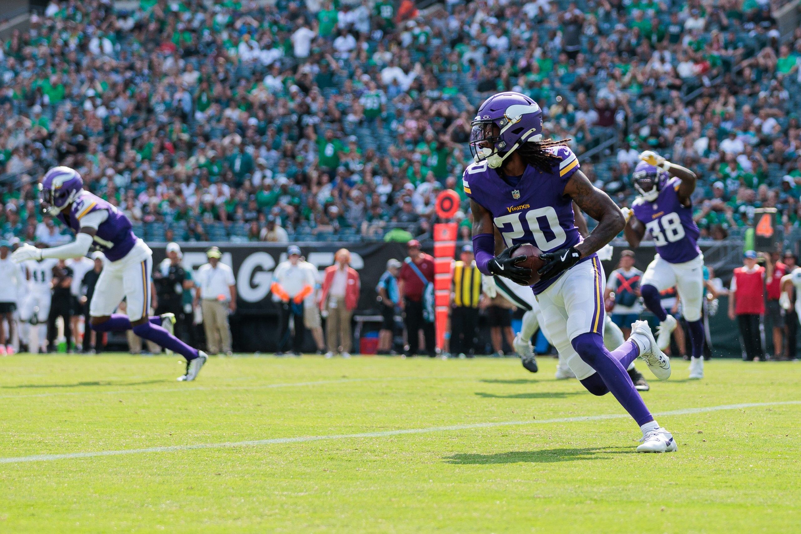 Jay Ward intercepts a pass against the Eagles at Lincoln Financial Field.
