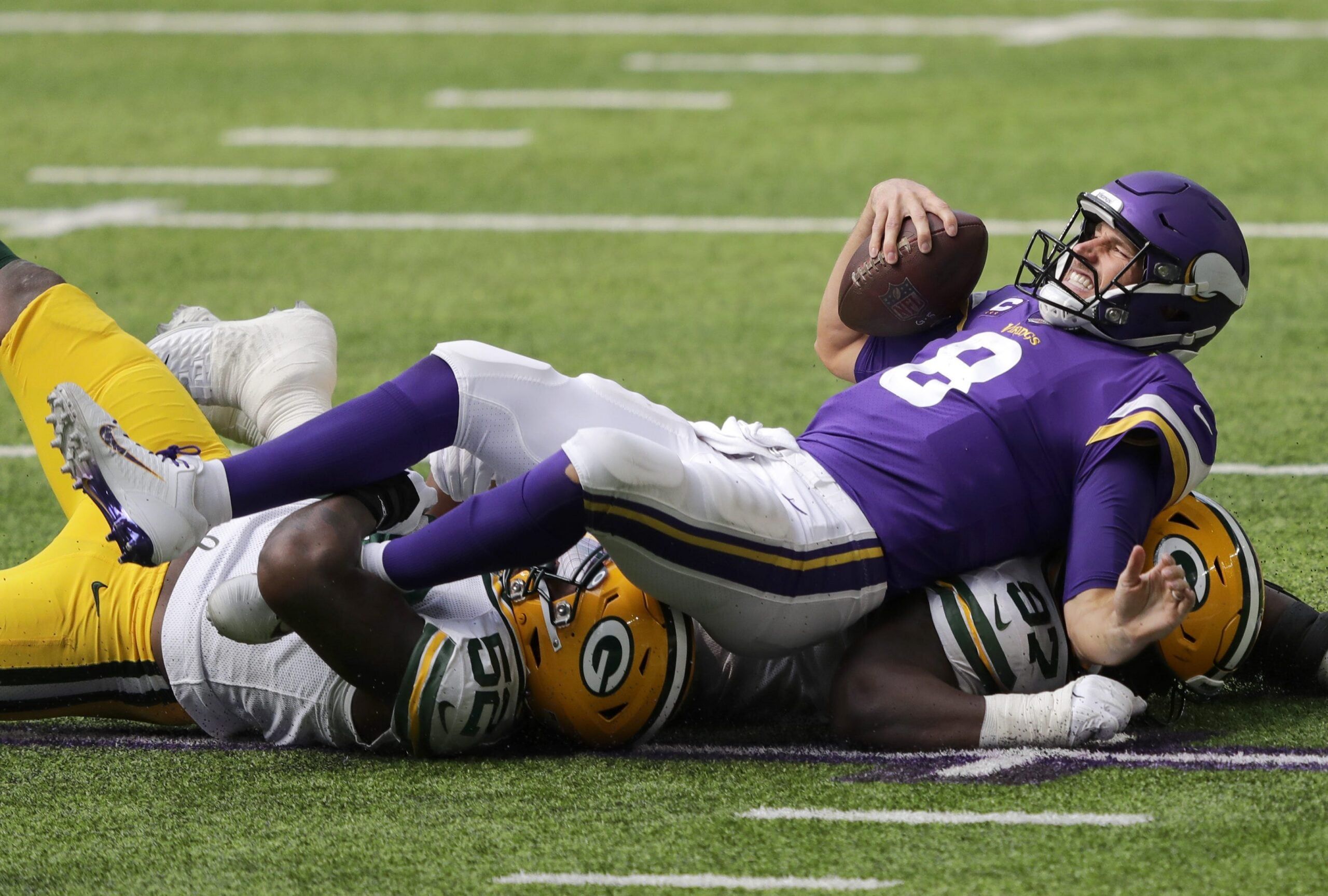 Kirk Cousins getting destroyed by Packers players in 2020