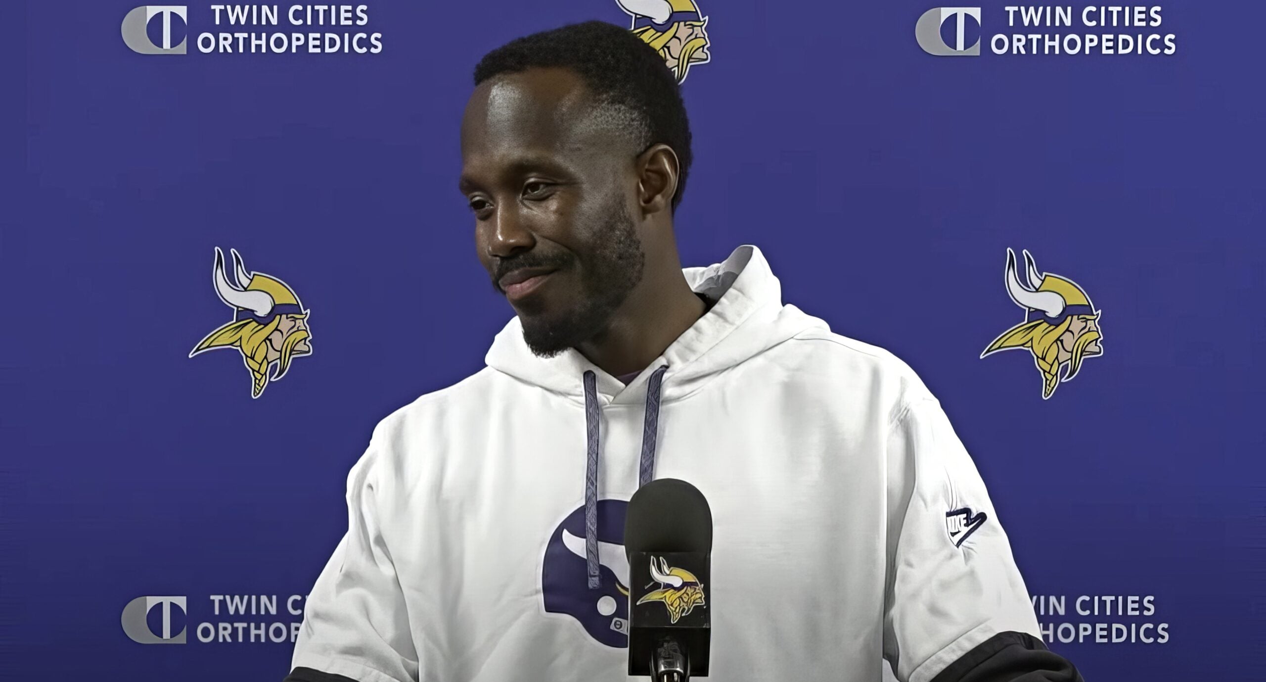 Kwesi Adofo-Mensah speaks at Vikings press conference in March 2025