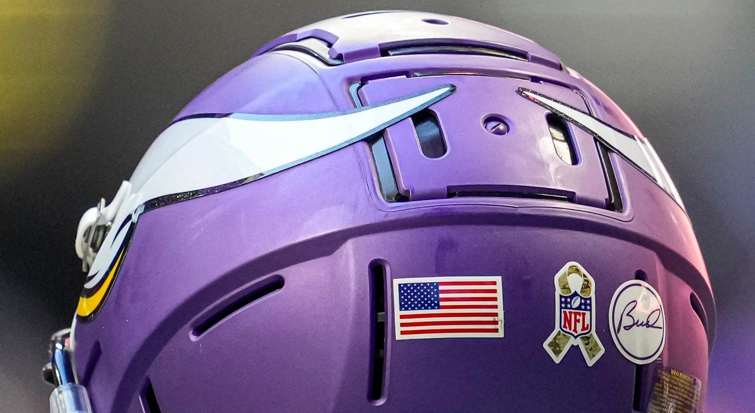 Jordan Addison posts up on prior the Vikings’ game against the Falcons.