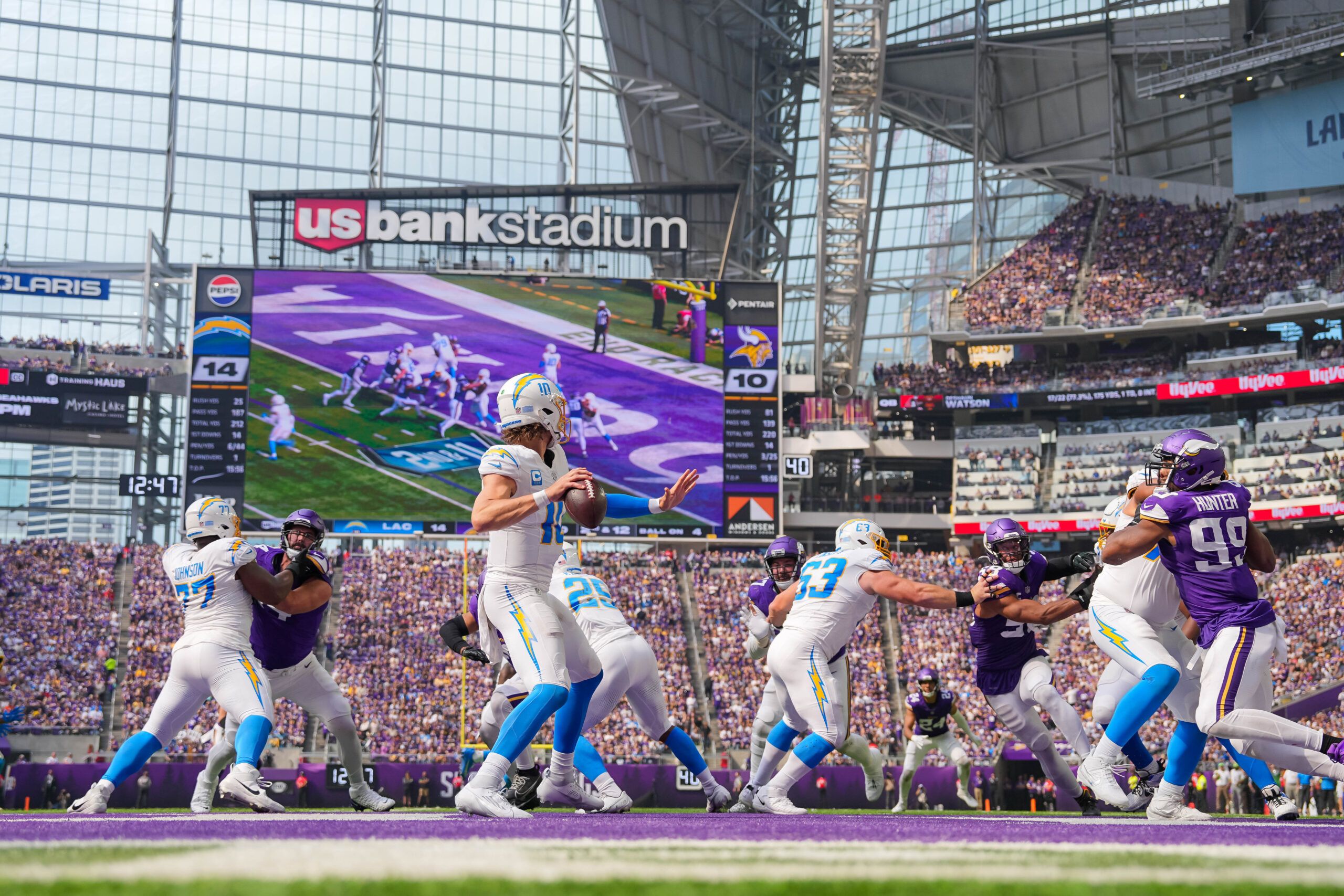 Chargers QB Justin Herbert against the Vikings in 2023
