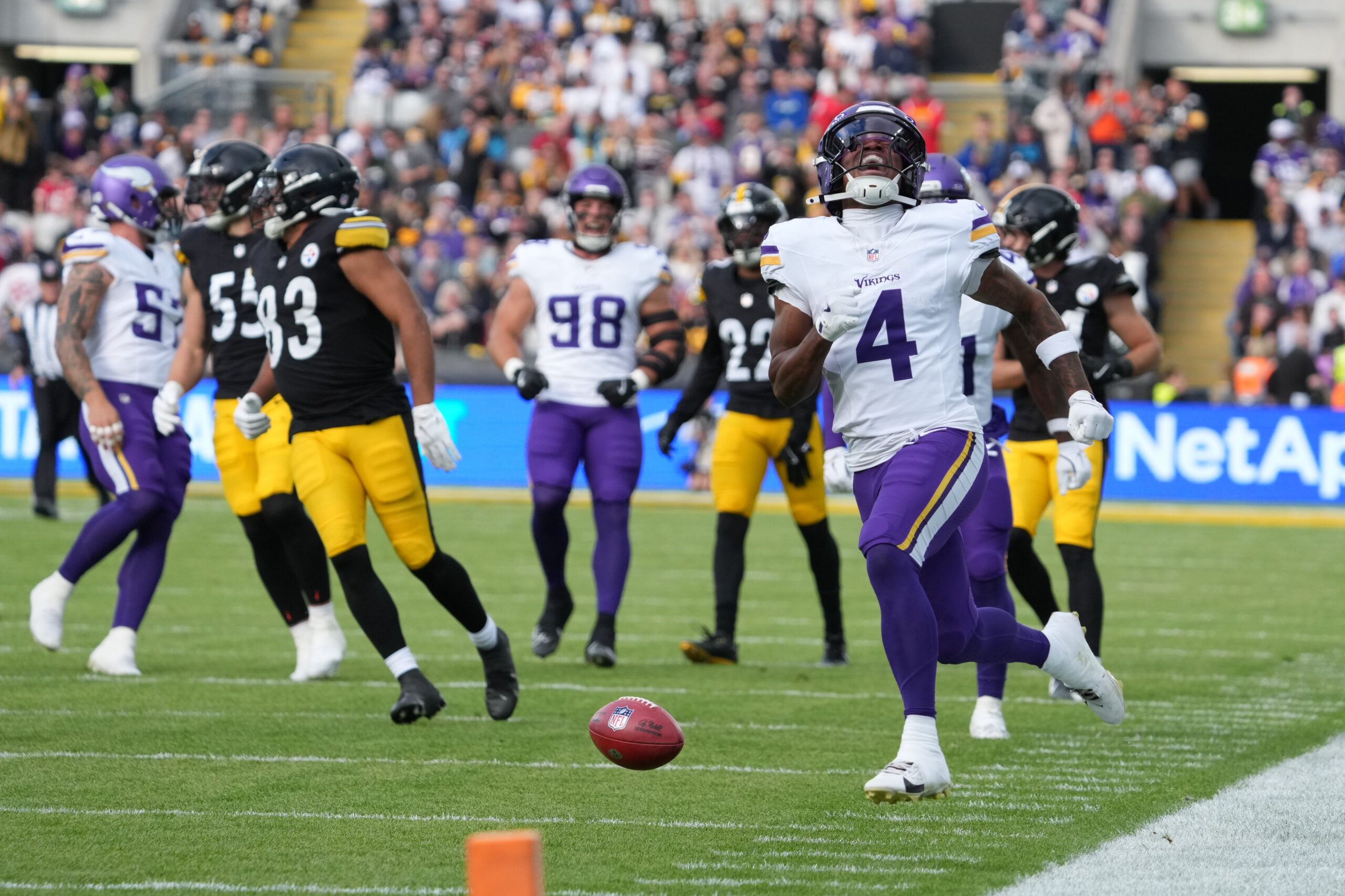 Myles Price celebrates after a kickoff return for the Vikings against the Steelers during the NFL game in Dublin.