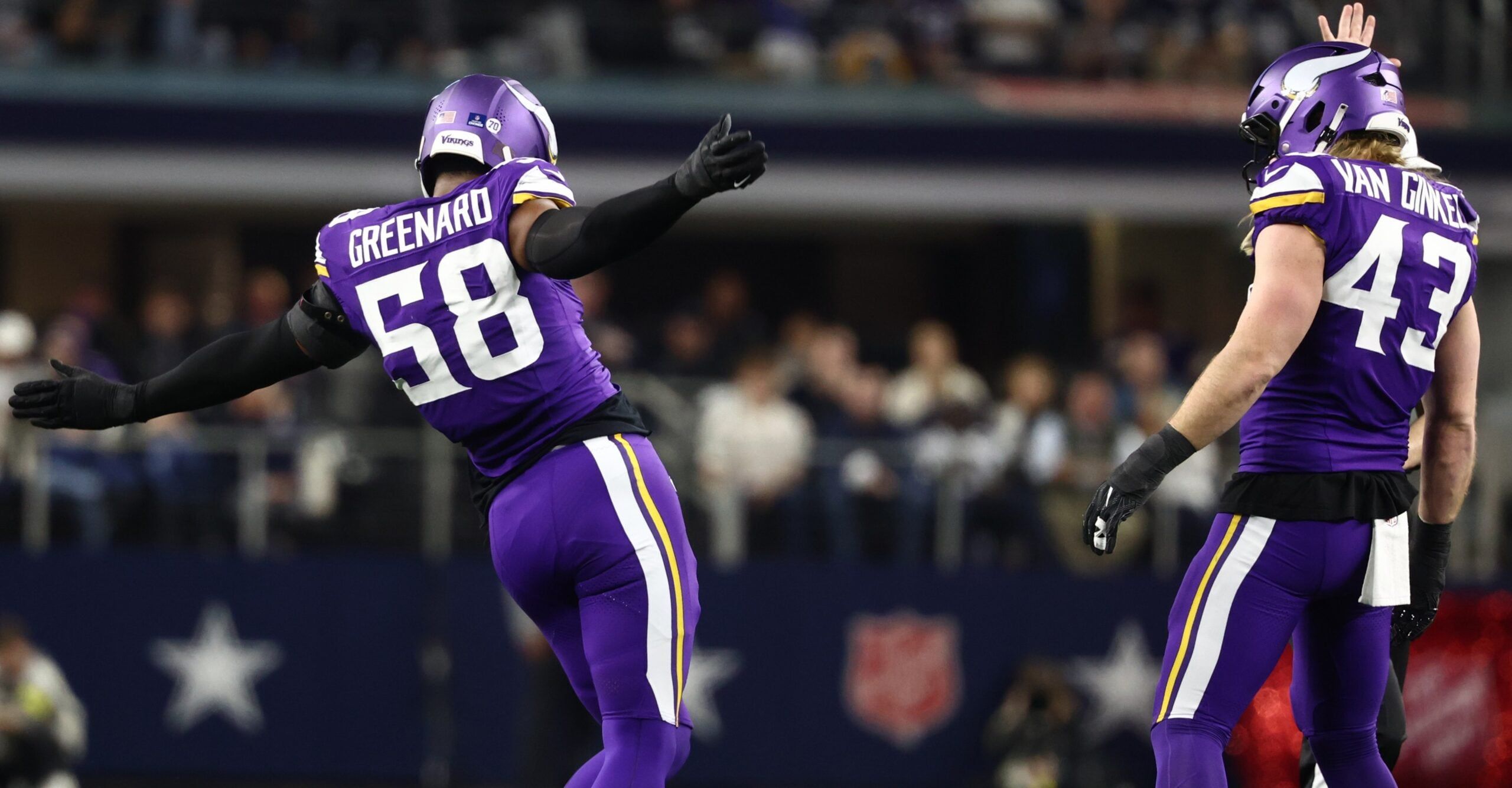 Vikings OLBs Jonathan Greenard and Andrew Van Ginkel against the Cowboys in Week 15