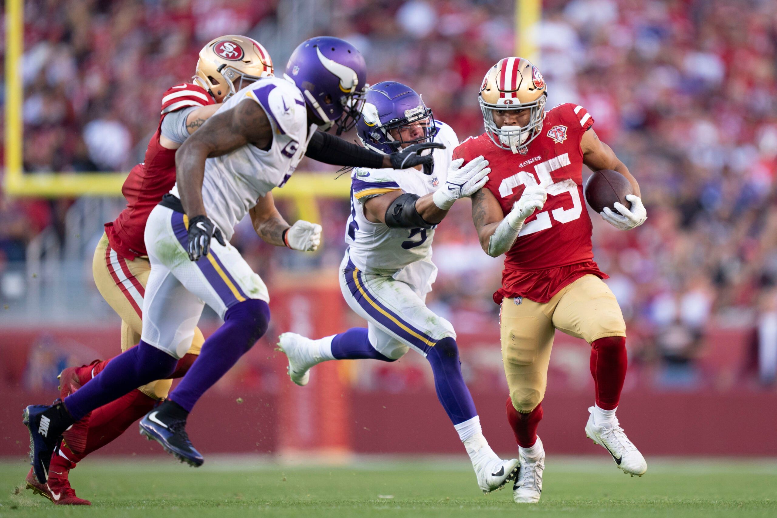 Vikings LB Eric Kendricks against the 49ers in 2021