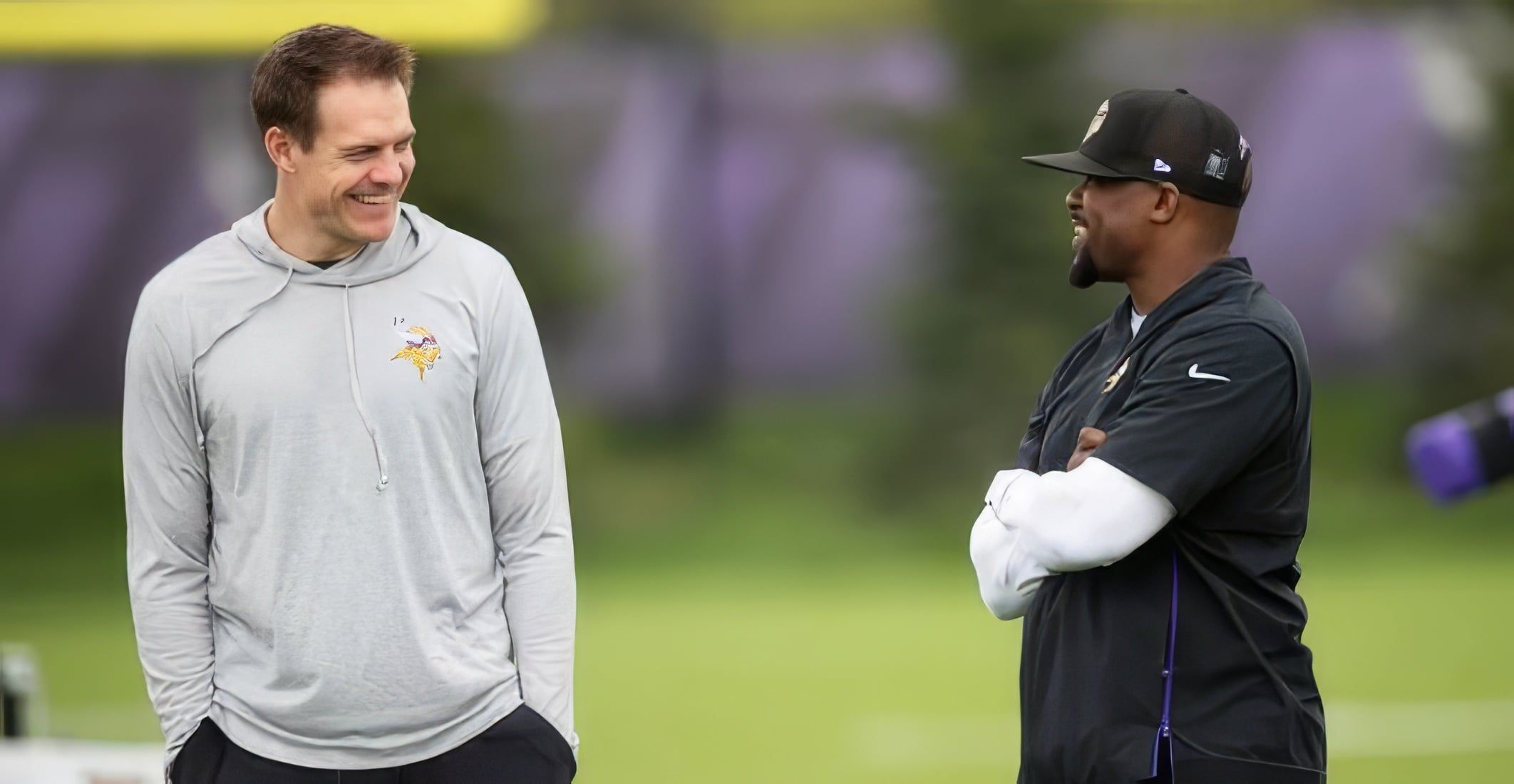 Kevin O’Connell introduces Brian Flores during a press conference at Vikings facility.