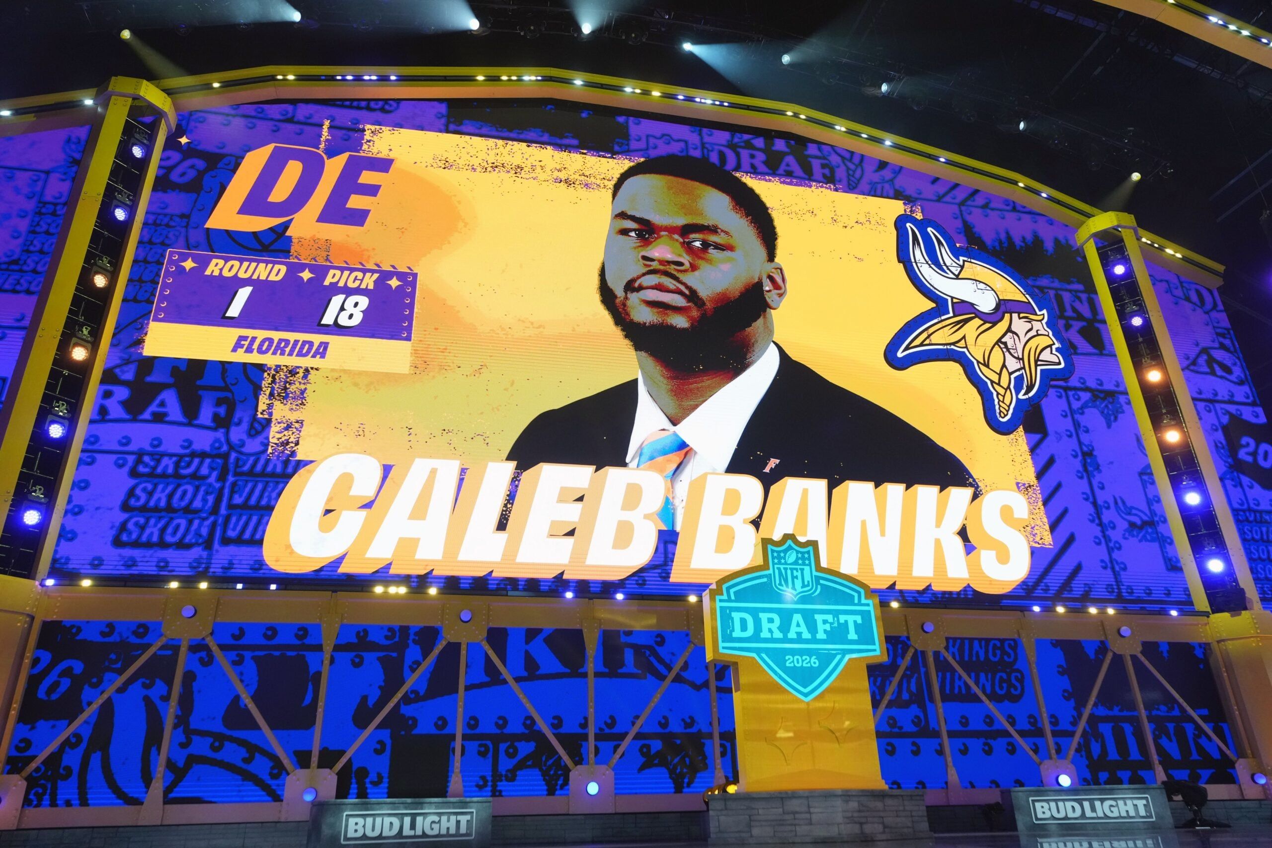 Vikings DT Caleb Banls on the draft bigboard in Pittsburgh in 2026