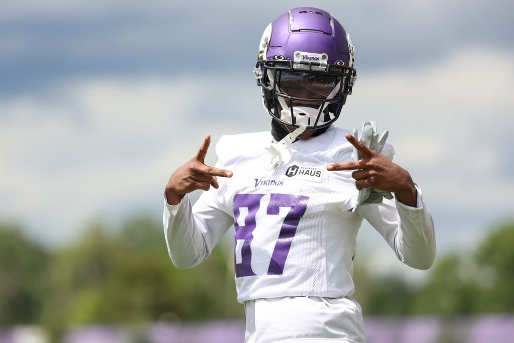Unsung WR Climbs Vikings 1st Unofficial Depth Chart