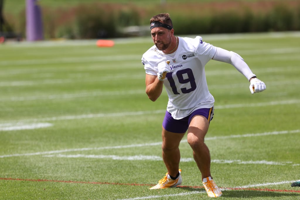 It's Adam Thielen's Birthday, and He'll Look to Make Some History in 2022 Accordingly