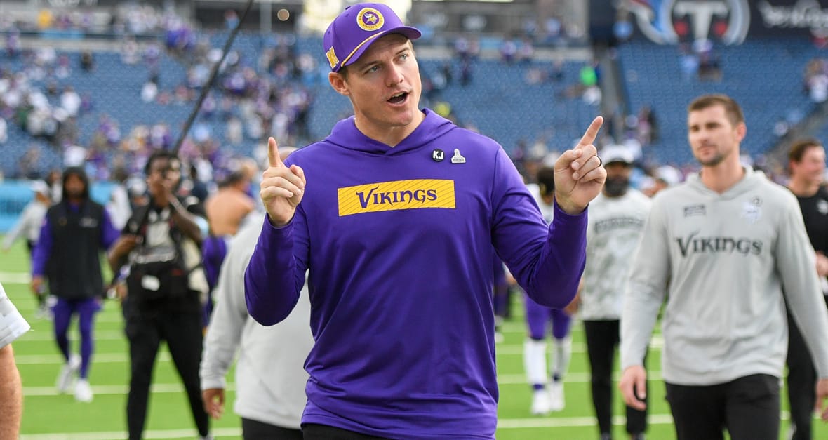 Vikings QB Depth Chart Is a Mystery for Playoffs