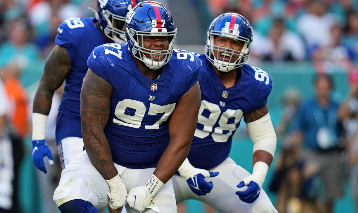 Vikings Nopedy Nopes Dexter Lawrence in Purple, False Claim about