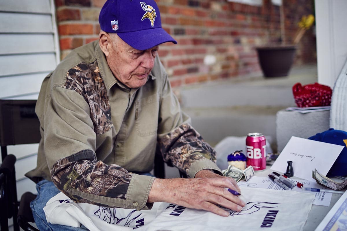 Bud Grant Interview Autographs