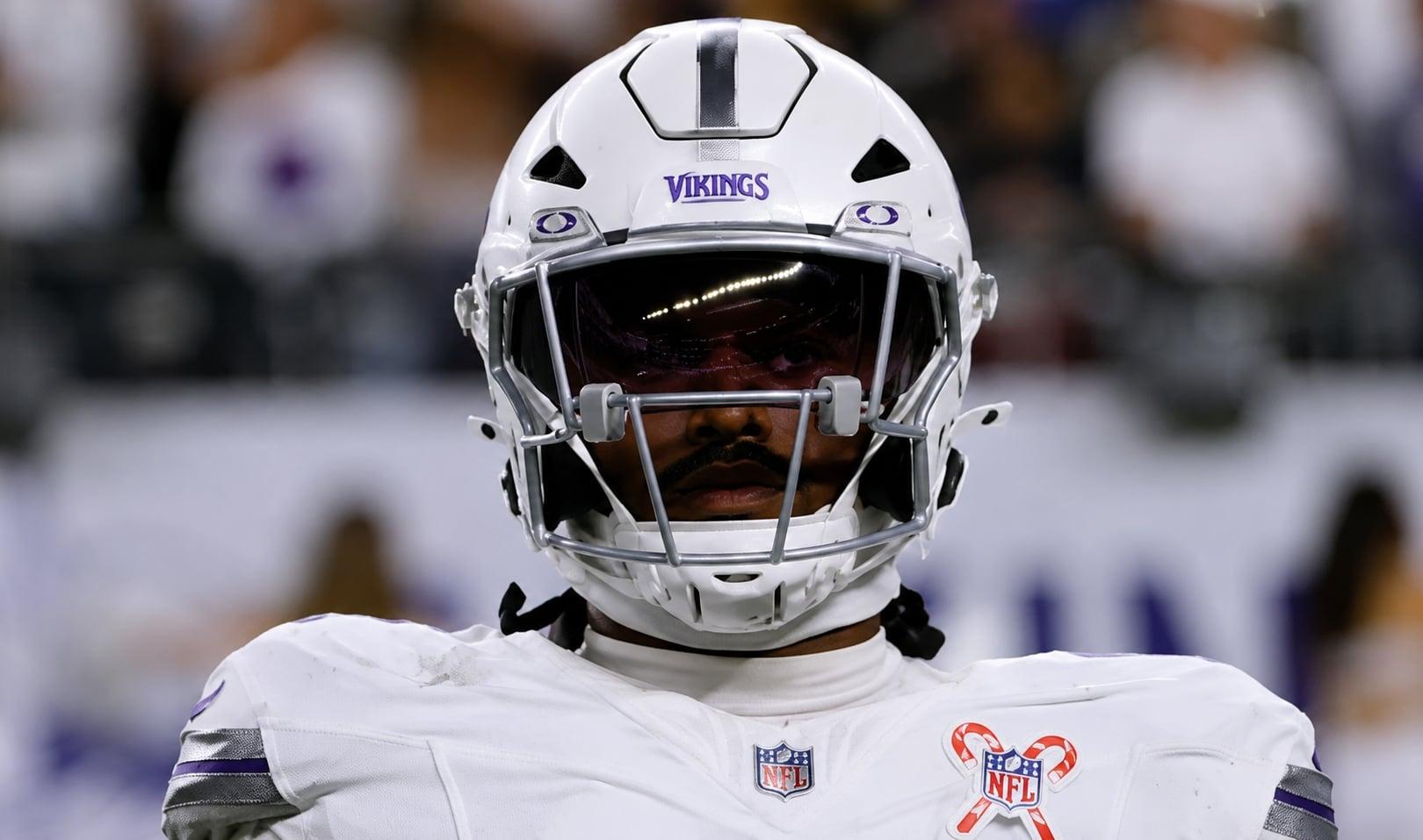 Dallas Turner celebrates after a sack for the Vikings in 2025.
