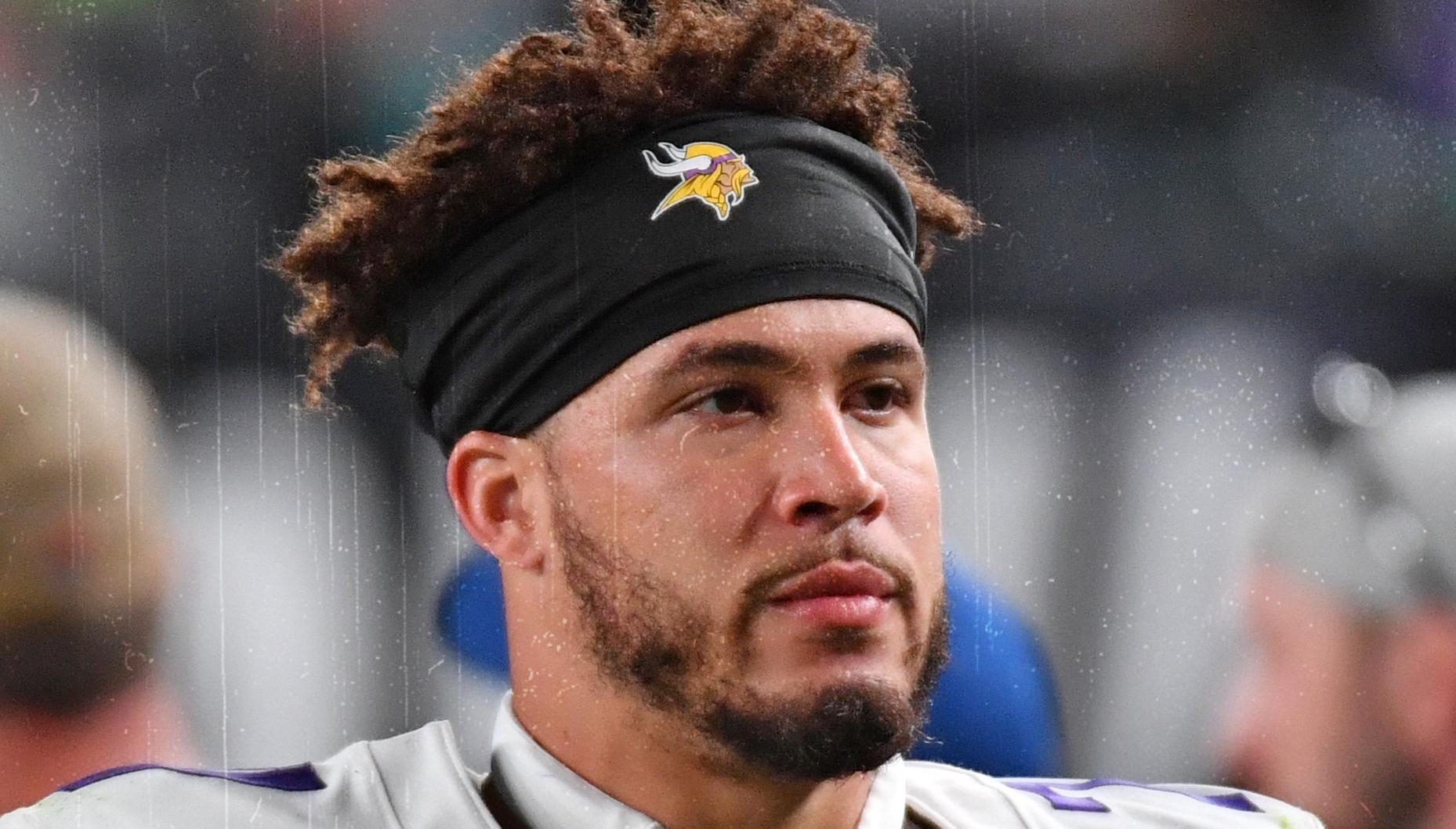 Byron Murphy Jr. stands on the field during a Vikings game against the Philadelphia Eagles.
