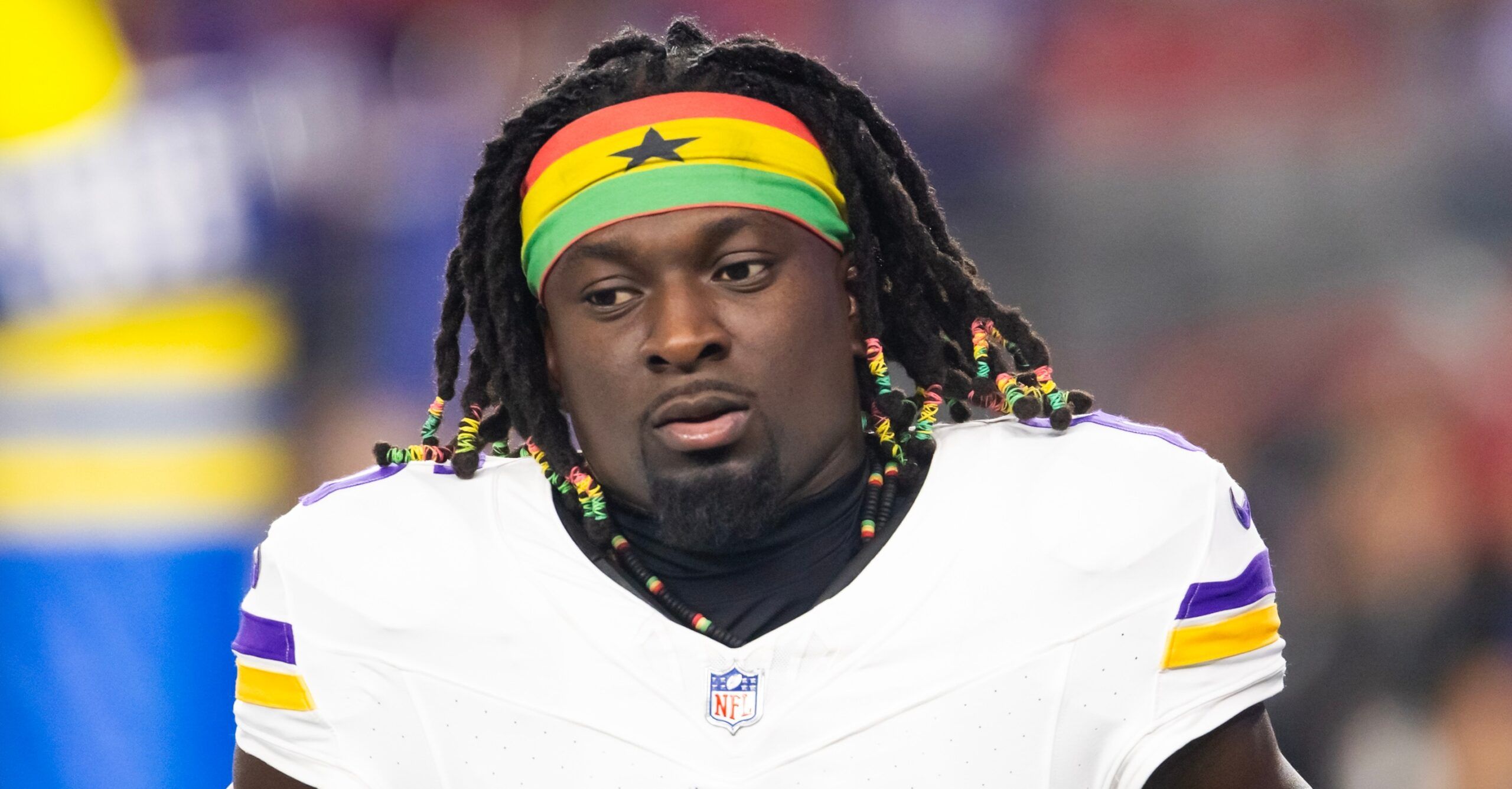 Brian Asamoah II prepares for a play during Vikings vs. Rams playoff game.