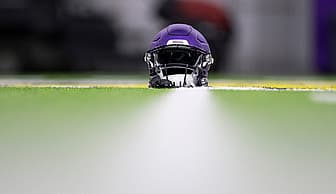 Vikings O-Lineman Out for Remainder of Regular Season