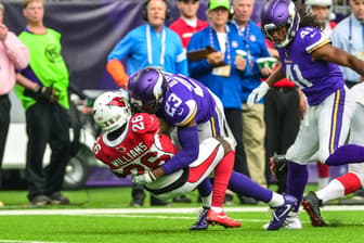 Ex-Vikings Defender Plots Comeback