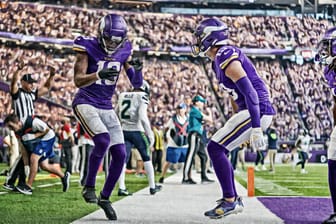 Another Viking Wants to Retire with the Team, Too.