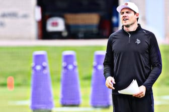 The Anchor Spot of Vikings OL Very Much Up for Grabs
