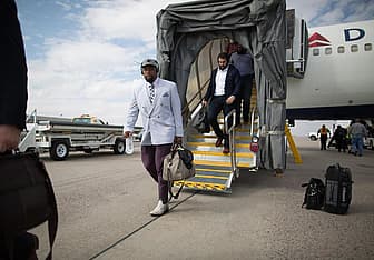 Vikings Travel to Denver