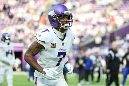 5 Starters from 2022 Vikings Remain Free Agents