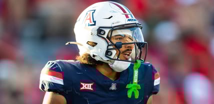 Wildcats CB Treydan Stukes against Kansas in 2025