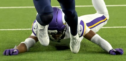 Vikings CB Jeff Okudah getting burnt at the Los Angeles Chargers.