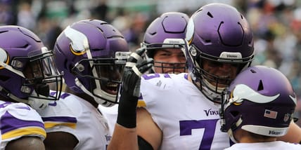 Vikings WR Adam Thielen celebrates in 2018.
