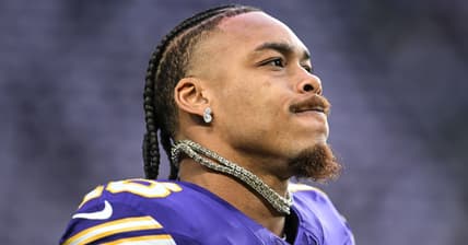 Justin Jefferson warming up before Vikings vs Packers game