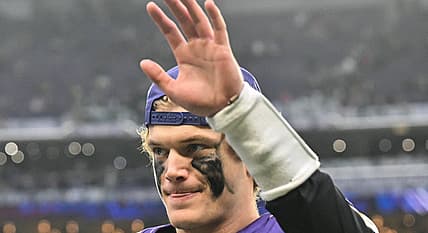 Vikings QB J.J. McCarthy against the Packers in 2025