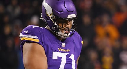 Vikings OT Christian Darrisaw in 2021