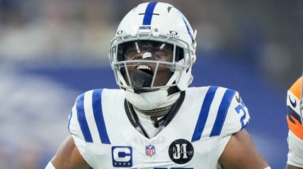 Colts CB Kenny Moore II against the Broncos in 2025