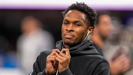 Falcons WR Darnell Mooney against the Dolphins in 2025