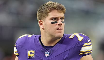 Vikings RB Brian O'Neill in a game against the Packers in 2025