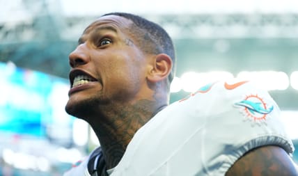 Dolphins TE Darren Waller in 2025