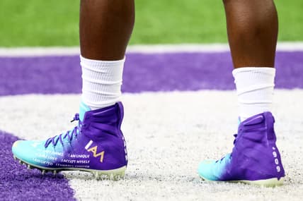 Close-up of Alexander Mattison’s custom Vikings cleats before Jets game.