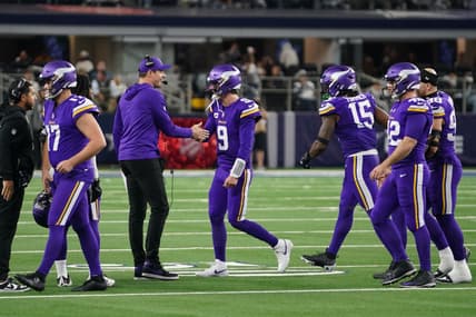 Vikings QB J.J. McCarthy and head coach Kevin O'Connell in Dallas in 2025