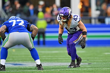 Andrew Van Ginkel lines up before a play against the Seahawks.