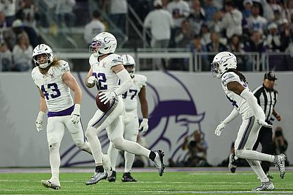 NFL: Detroit Lions at Minnesota Vikings