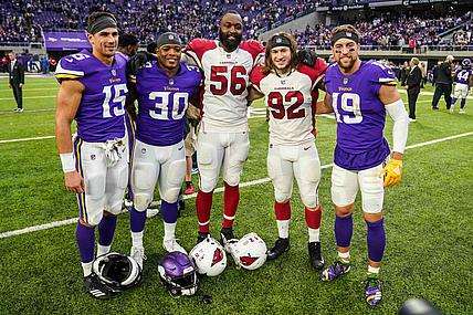 NFL: Arizona Cardinals at Minnesota Vikings