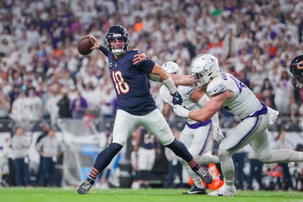 Vikings EDGE Andrew Van Ginkel pursues Caleb Williams in 2024