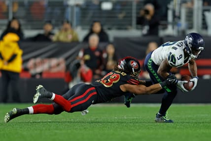 49ers linebacker Eric Kendricks against the Seahawks in 2025