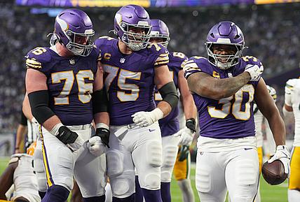 NFL: Green Bay Packers at Minnesota Vikings