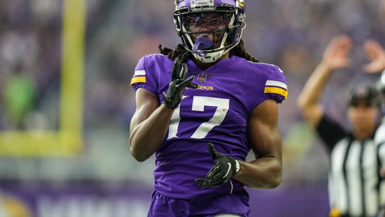 K.J. Osborn celebrates during Vikings game against Seahawks in 2021.