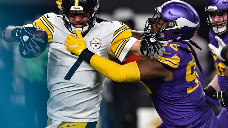 Bears Claim Vikings Surprise Cut