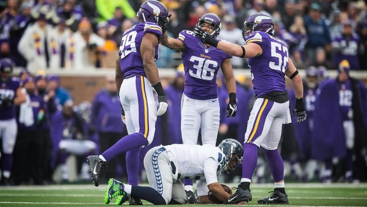 Vikings Blitz Wilson