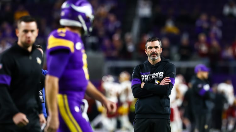 Kirk Cousins and Kevin Stefanski during pregame warmups for Vikings.
