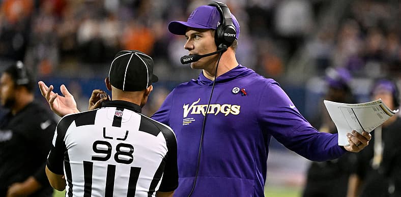Kevin O'Connell, the Minnesota Vikings head coach, in Week 1 of 2025