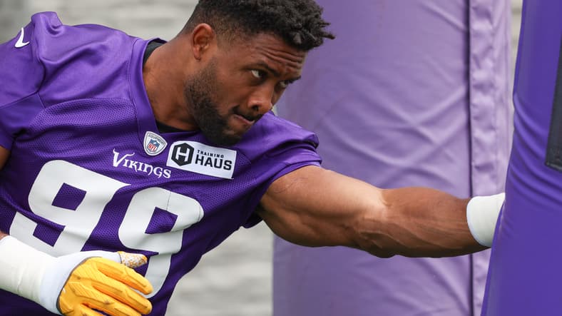 3 Vikings Players to Watch at Packers