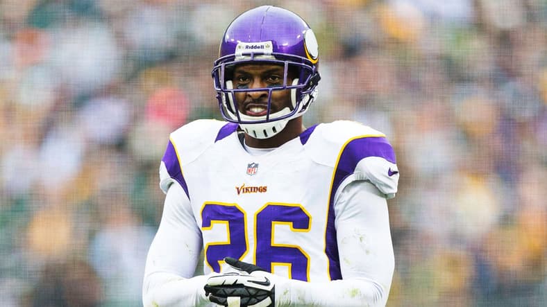 A Look Back at Antoine Winfield Nearly Became a Jet
