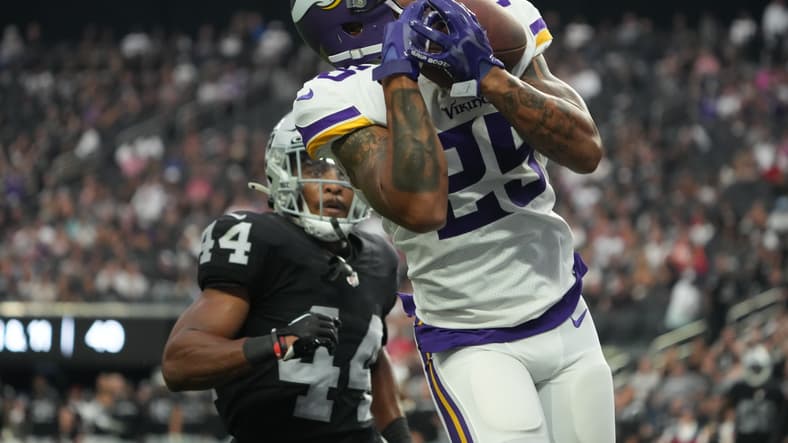 PurplePTSD: Ex-Viking to Raiders, 3 MIN Stats to Know, Week 6 Storylines